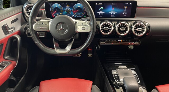MERCEDES-BENZ A 200 AMG Line 7G-DCT