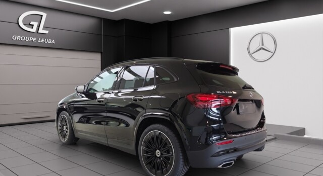 MERCEDES-BENZ GLA 220 4Matic 8G-DCT