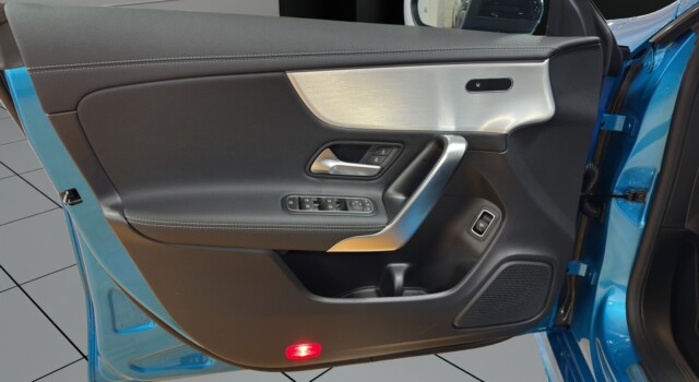 MERCEDES-BENZ CLA 250 4Matic 8G-DCT