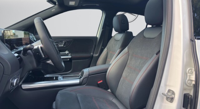 MERCEDES-BENZ GLA 220 d 4Matic 8G-DCTSwiss Star