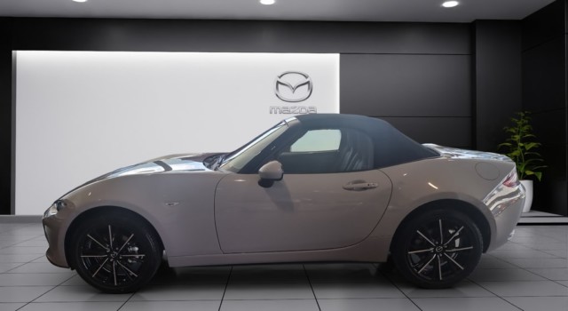 MAZDA MX-5 Skyactiv-G 184 Exclusive-line