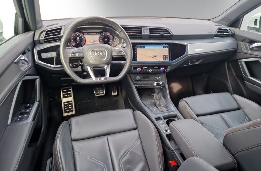 AUDI Q3 45 TFSI S line quattro