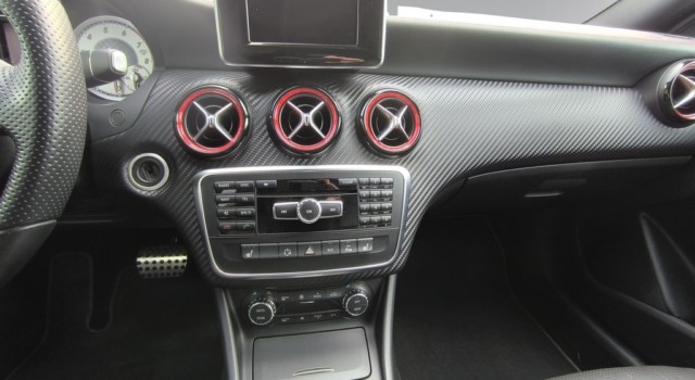 MERCEDES-BENZ A 250 Sport