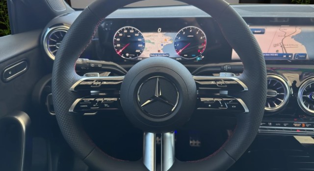 MERCEDES-BENZ A 250 4Matic 8G-DCT