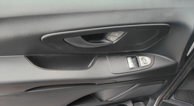 MERCEDES-BENZ VITO 116 CDI Lang 9G-Tronic 4M Pro