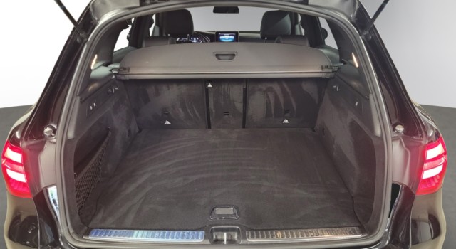 MERCEDES-BENZ GLC 220 d AMG Line 4Matic 9G-Tronic