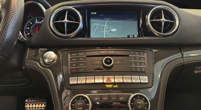 MERCEDES-BENZ SL 63 AMG