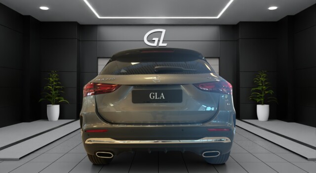 MERCEDES-BENZ GLA 220 4Matic 8G-DCT