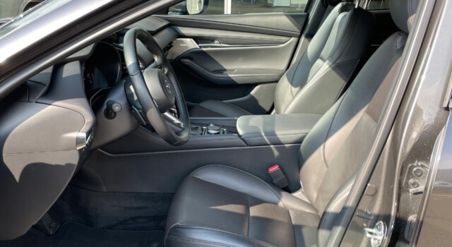 MAZDA 3 Hatchback SKYACTIV-X M Hybrid 186 AWD Takumi Automat