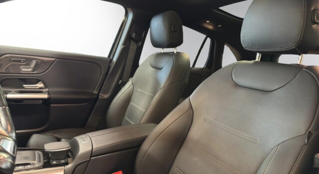 MERCEDES-BENZ GLA 35 AMG 4Matic 8G-Speedshift DCT