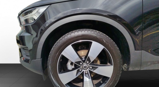 VOLVO XC40 T3 Momentum