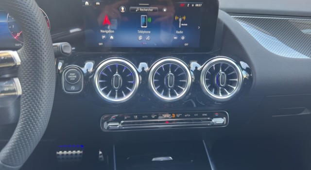 MERCEDES-BENZ GLA 220 4Matic 8G-DCT