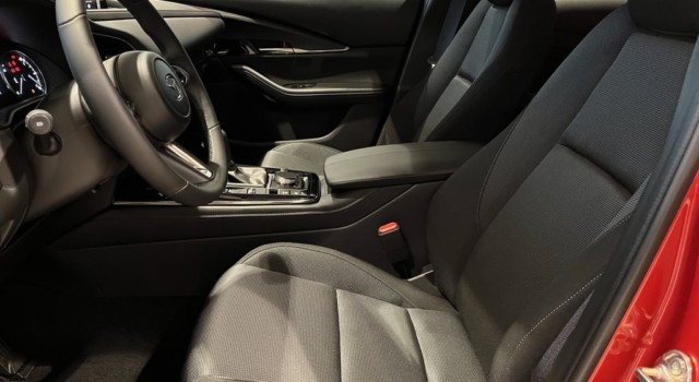 MAZDA CX-30 SKYACTIV-X 186 M Hybrid Centre Line AWD AT
