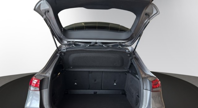 MERCEDES-BENZ GLA 220 d AMG Line 4Matic