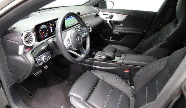 MERCEDES-BENZ CLA 250 e AMG Line