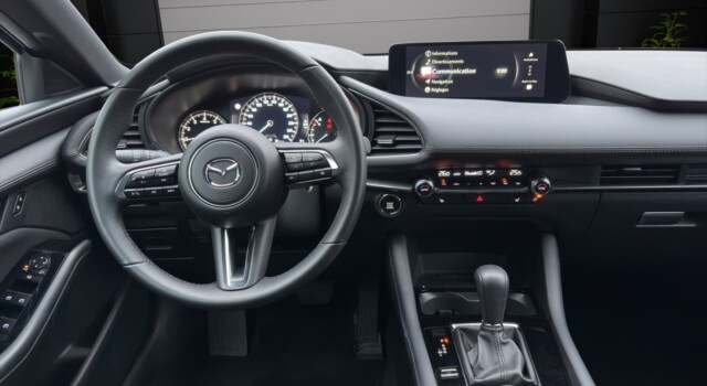 MAZDA 3 Hatchback SKYACTIV-G M Hybrid 150 Exclusive Line Automat