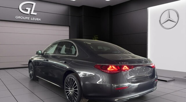 MERCEDES-BENZ E 220 d 4Matic 9G-Tronic