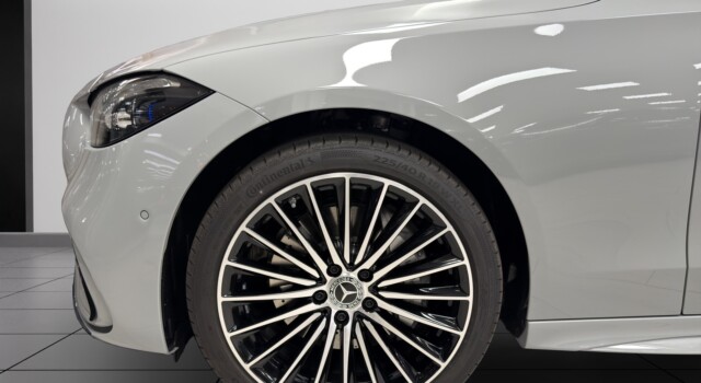 MERCEDES-BENZ C 300 e 4 Matic EQ Hybrid