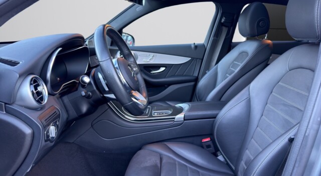 MERCEDES-BENZ GLC 300 GLC Coupé 300 e AMG Line Plus 9G-Tronic