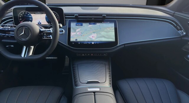 MERCEDES-BENZ E 300 de 4Matic 9G-Tronic