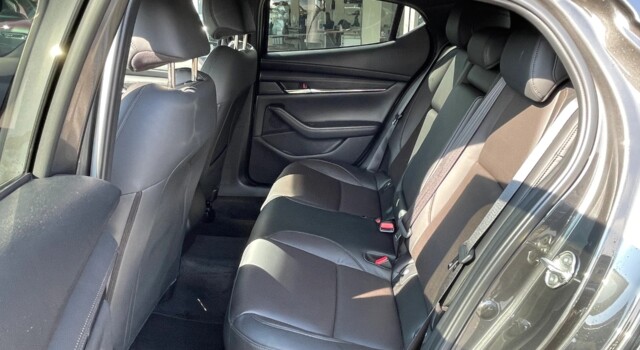 MAZDA 3 Hatchback SKYACTIV-X M Hybrid 186 AWD Takumi Automat