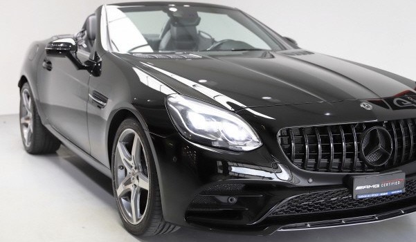 MERCEDES-BENZ SLC 200 AMG Line