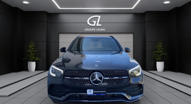 MERCEDES-BENZ GLC 300 AMG Line 4Matic