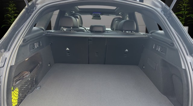 MERCEDES-BENZ GLC 300 4Matic 9G-Tronic