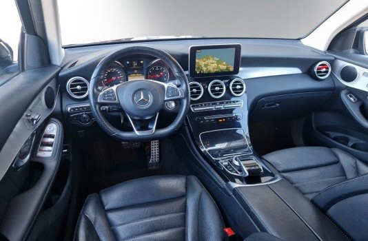 MERCEDES-BENZ GLC 250 AMG Line 4Matic