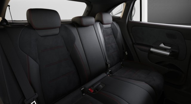 MERCEDES-BENZ GLA 250 4Matic 8G-DCT