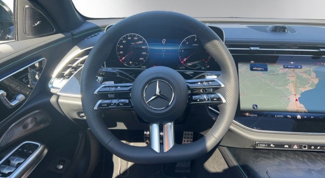 MERCEDES-BENZ E 220 d 4Matic 9G-Tronic