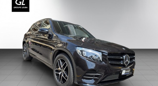 MERCEDES-BENZ GLC 250 AMG Line 4Matic 9G-Tronic