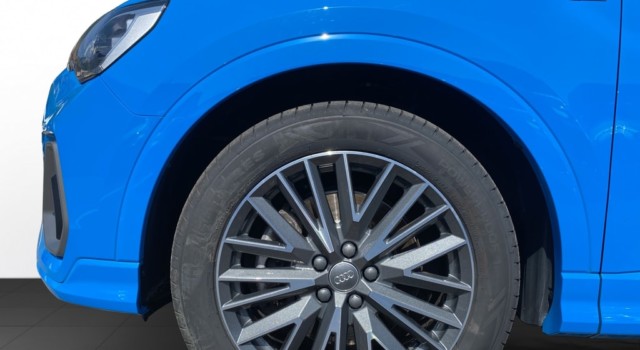 AUDI Q3 40 TFSI S line quattro