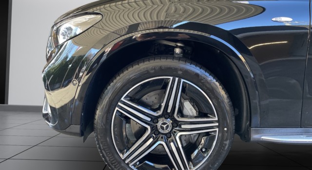 MERCEDES-BENZ GLC 300 de 4Matic 9G-Tronic