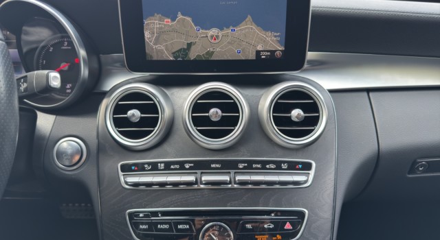 MERCEDES-BENZ C 250 d AMG Line 4Matic 9G-Tronic