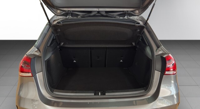 MERCEDES-BENZ A 220 AMG Line 7G-DCT 4Matic