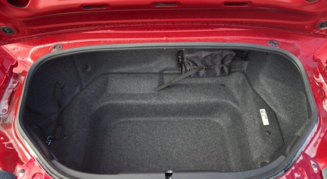 MAZDA MX-5 Skyactiv-G 184 Exclusive-line