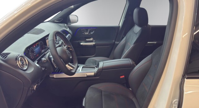 MERCEDES-BENZ GLB 250 4Matic 8G-Tronic
