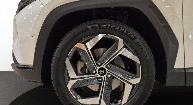 HYUNDAI TUCSON 1.6 PHEV Vert. 4WD