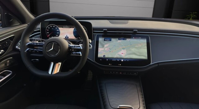 MERCEDES-BENZ E 300 de 4Matic 9G-Tronic