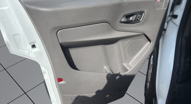 FORD E-TRANSIT Van 350 L2 Trend RWD 68kWh