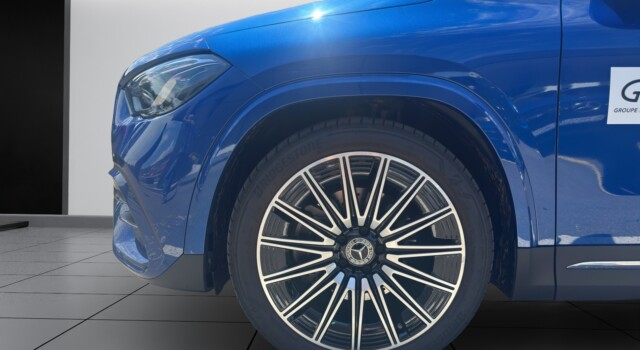 MERCEDES-BENZ GLA 200 7G-DCT