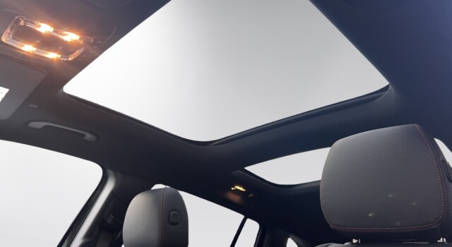 MERCEDES-BENZ EQB 350 66,5 kWh 4Matic Excellence