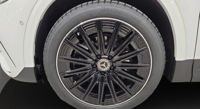MERCEDES-BENZ GLA 250 e EQ Star 8G-DCT