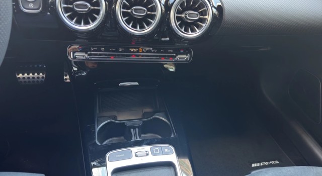 MERCEDES-BENZ A 200 Night Star 7G-DCT