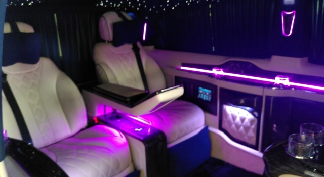 MERCEDES-BENZ V 300 d extralang 9G-Tronic