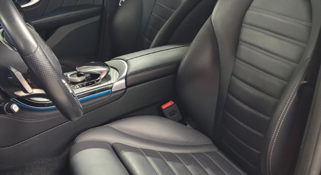 MERCEDES-BENZ GLC 220 d AMG Line 4Matic 9G-Tronic