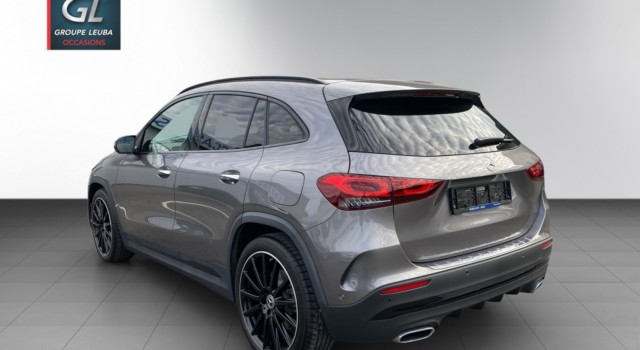 MERCEDES-BENZ GLA 220 d AMG Line 4Matic