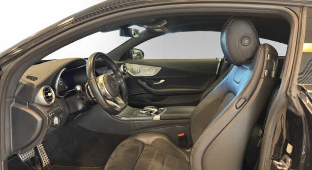 MERCEDES-BENZ C 200 AMG Line 4Matic