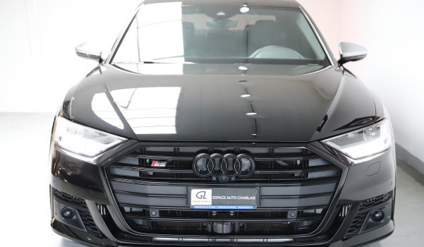 AUDI S8 TFSI quattro